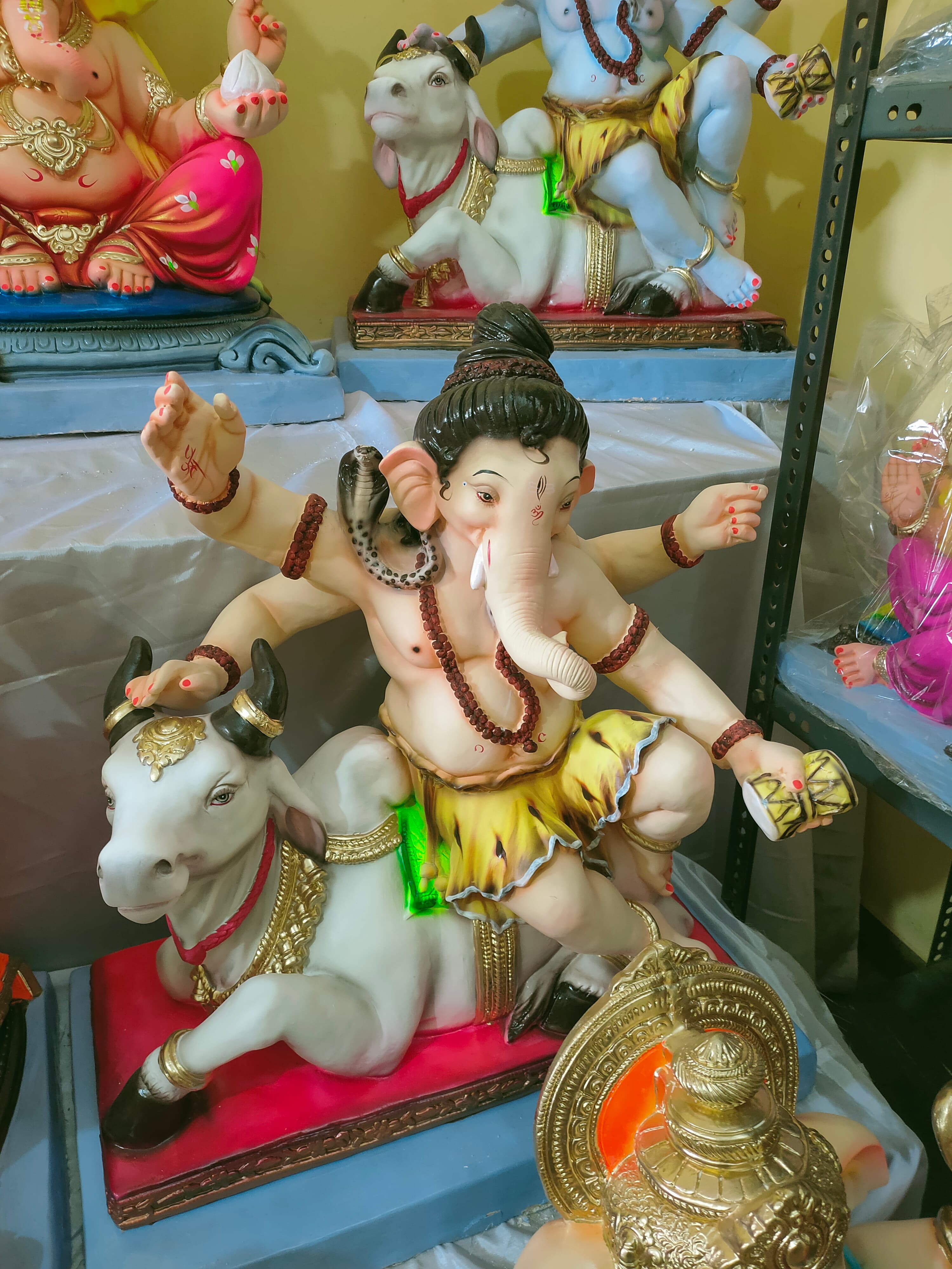 Ganesh Murti G200-07 - 2 FT
