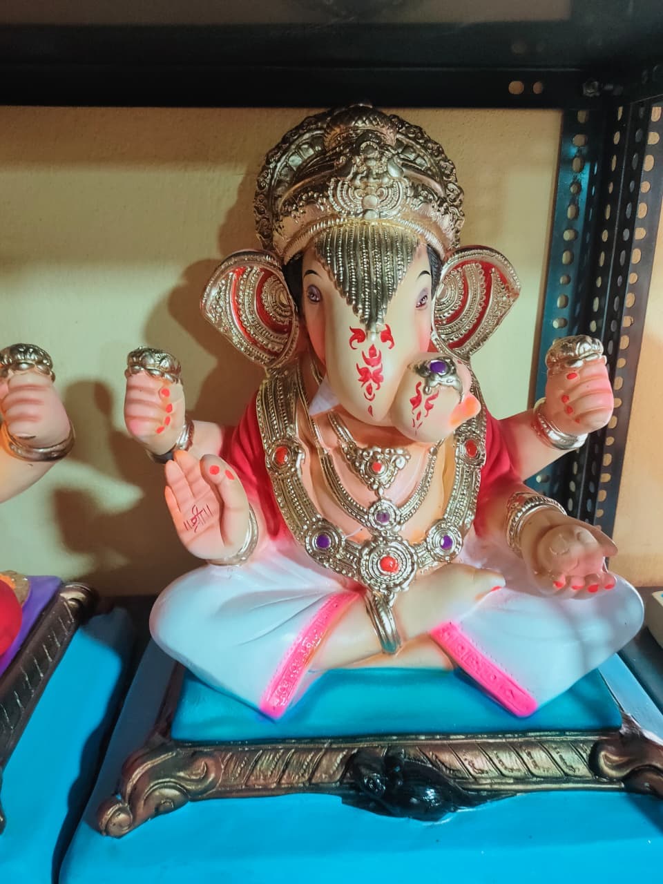 Ganesh Murti G200-26 - 2 FT