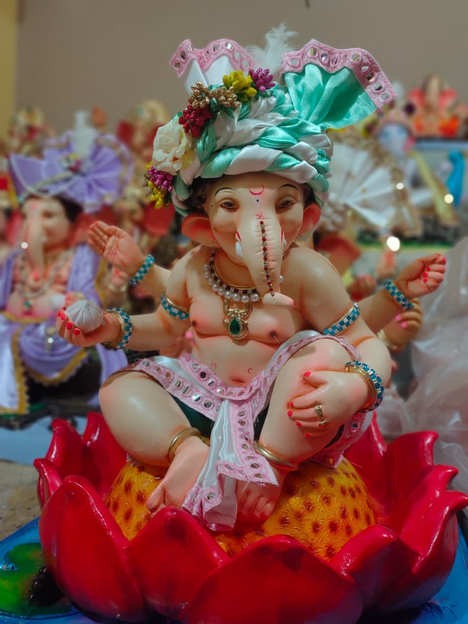 Ganesh Murti G200-30 - 2 FT