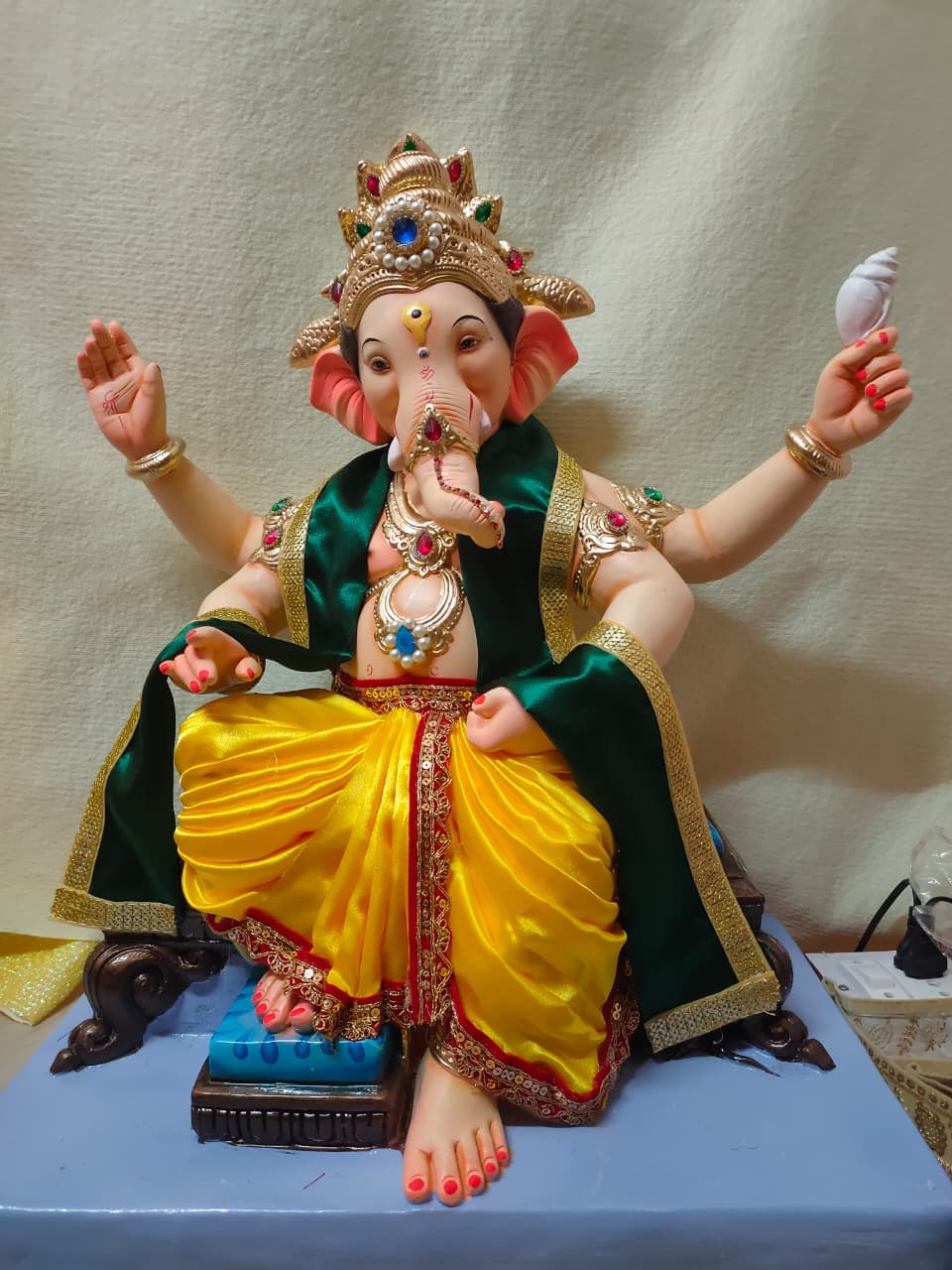 Ganesh Murti G200-33 - 2 FT