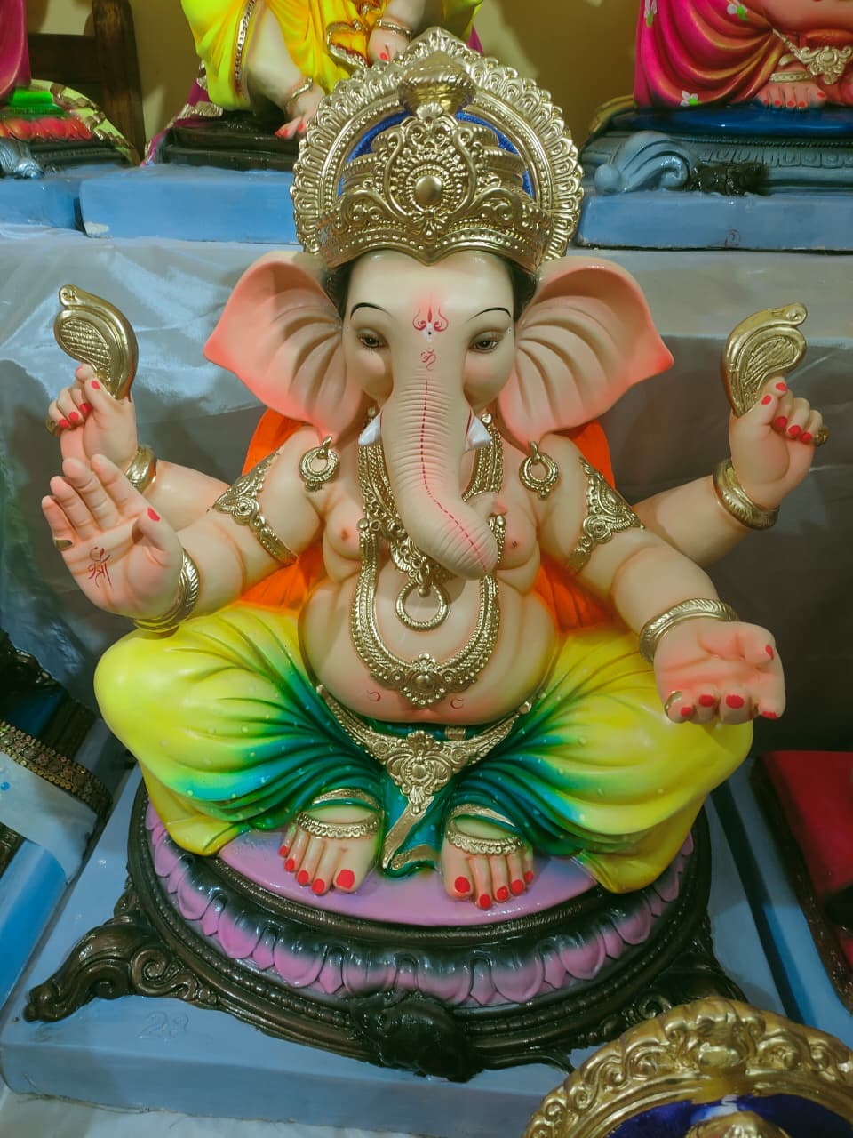 Ganesh Murti G200-34 - 2 FT