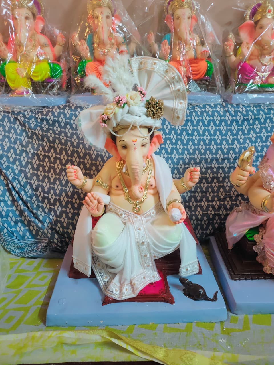 Ganesh Murti G200-38 - 2 FT