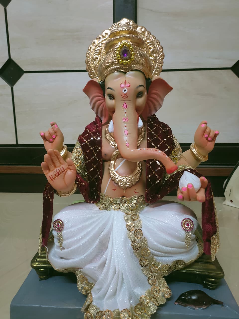 Ganesh Murti G225-17 - 2.25 FT