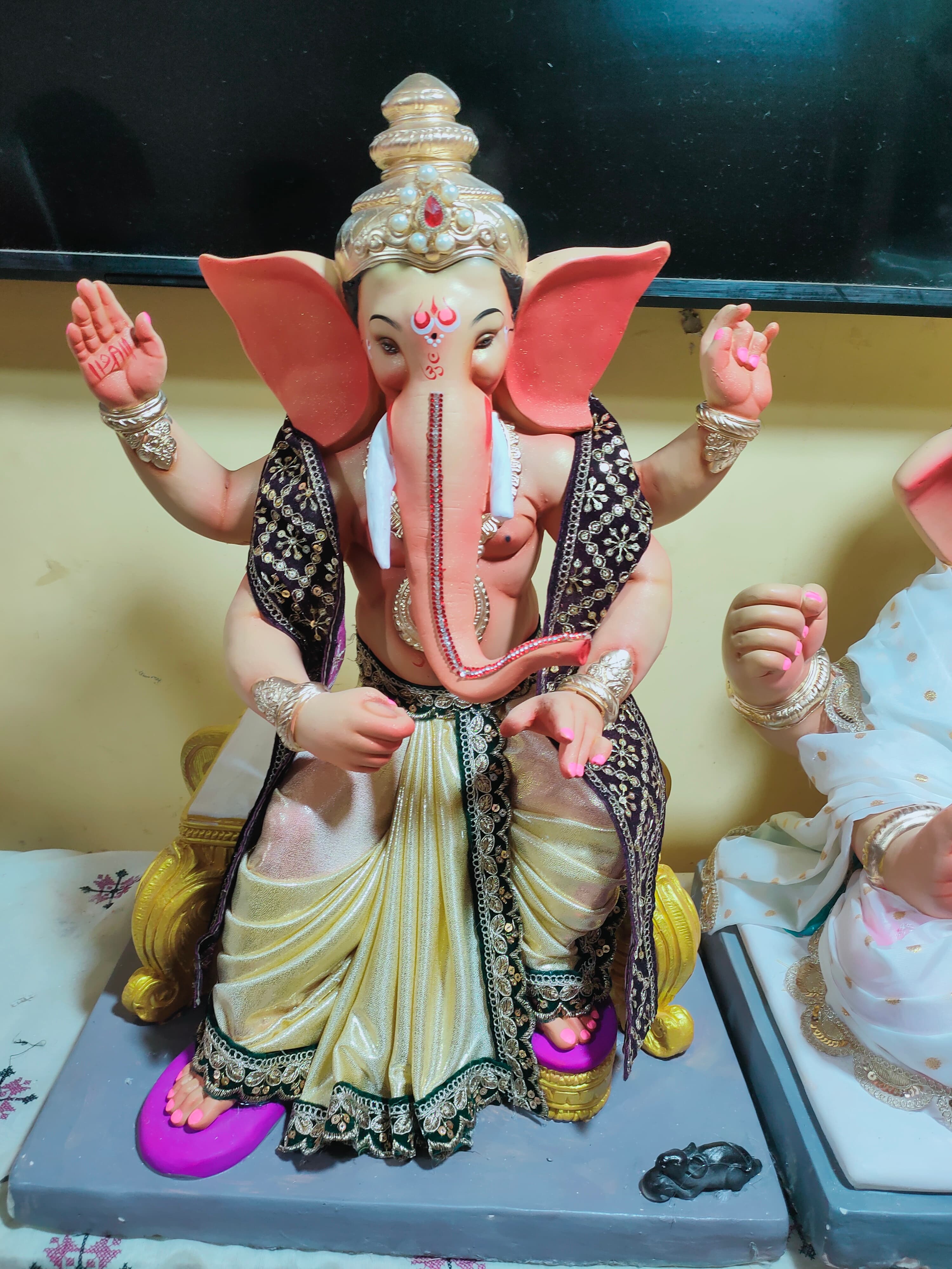 Ganesh Murti G225-18 - 2.25 FT
