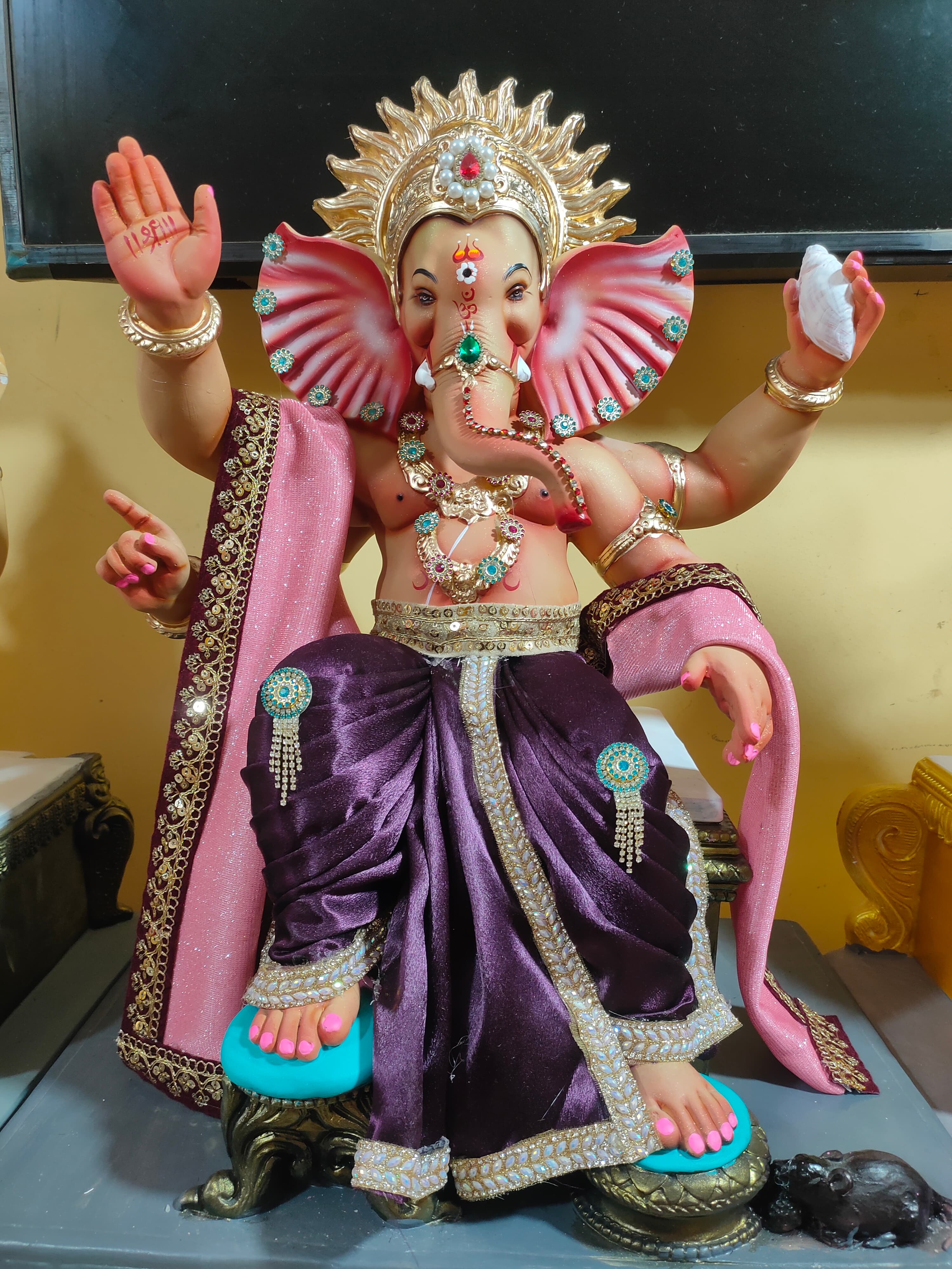 Ganesh Murti G225-20 - 2.25 FT