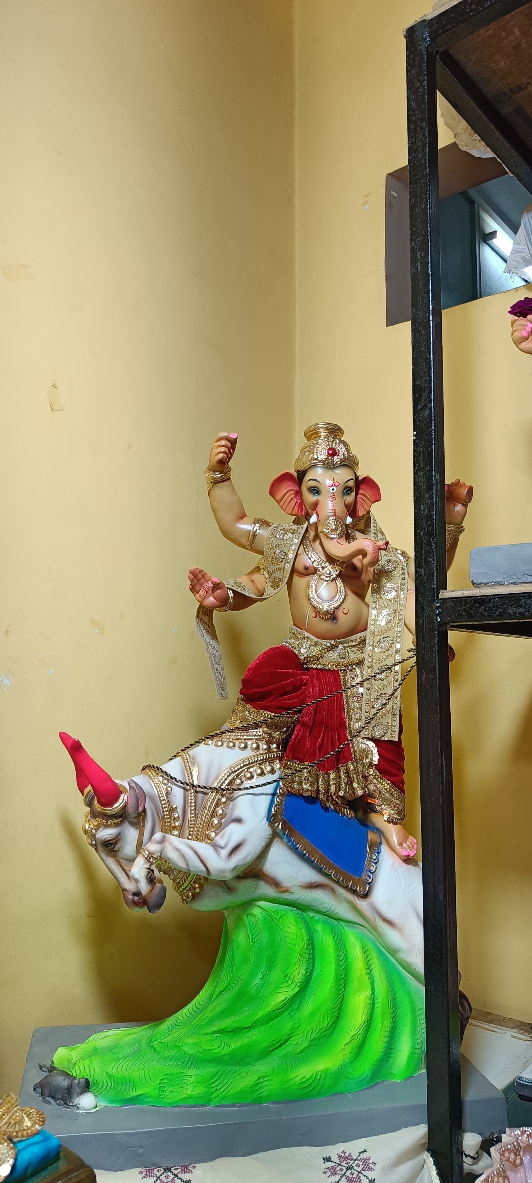 Ganesh Murti G225-39 - 2.25 FT